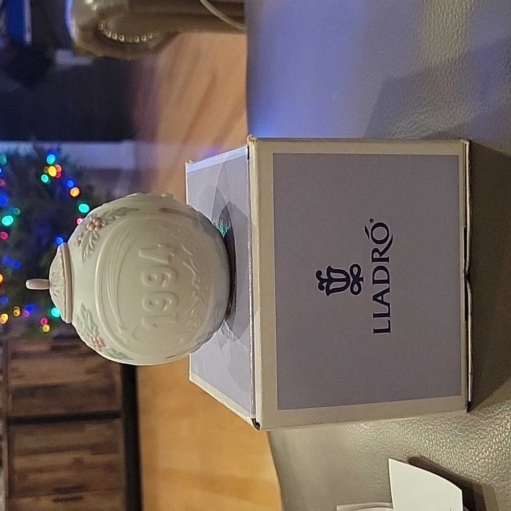 LLADRO Vintage Bola Navidad 1994 Christmas Ball Ornament